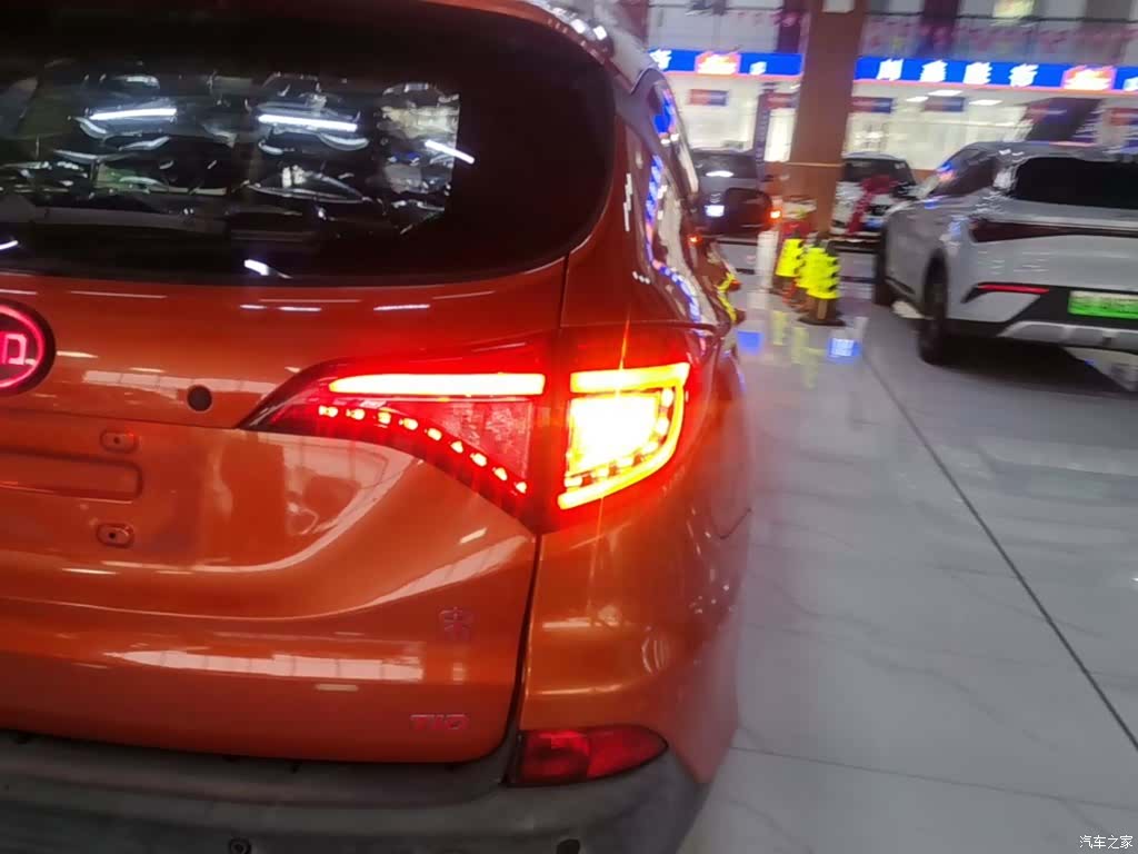 BYD Song, 2017 8