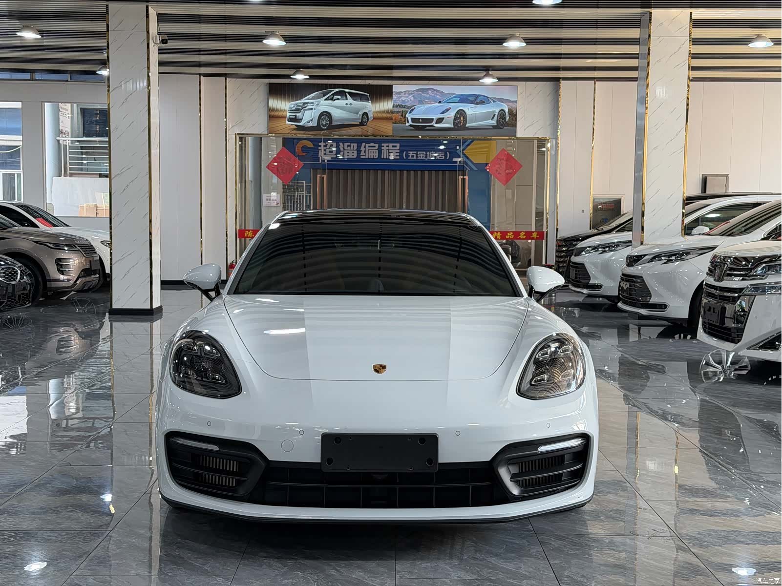 Porsche Panamera, 2024 2