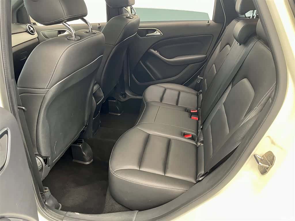 Mercedes-Benz B-Class, 2019 7