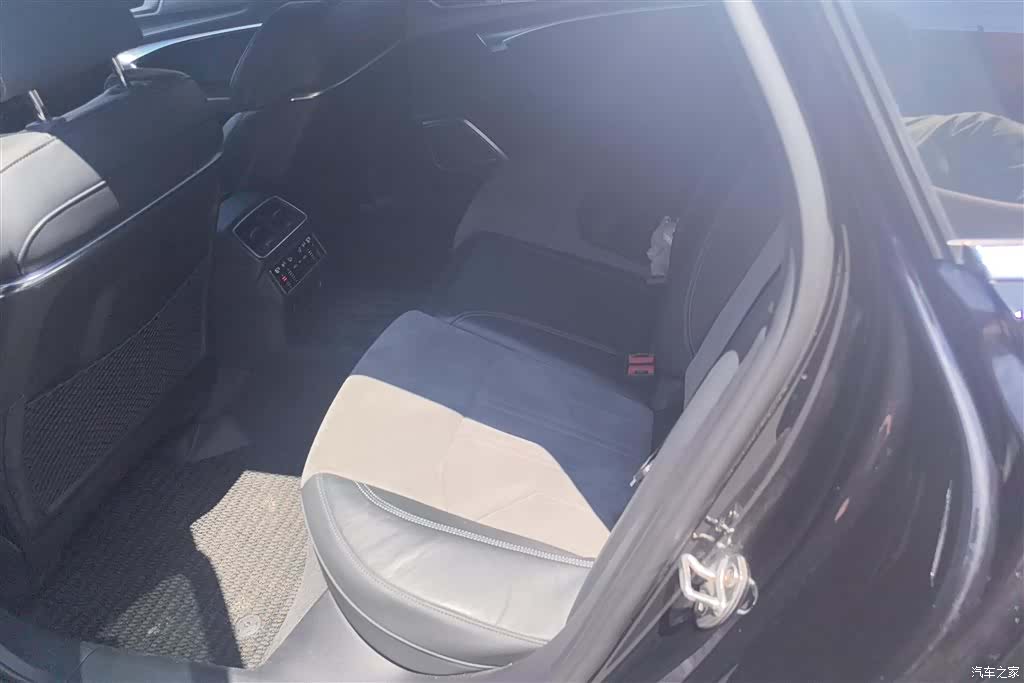 Audi A6L, 2023 11