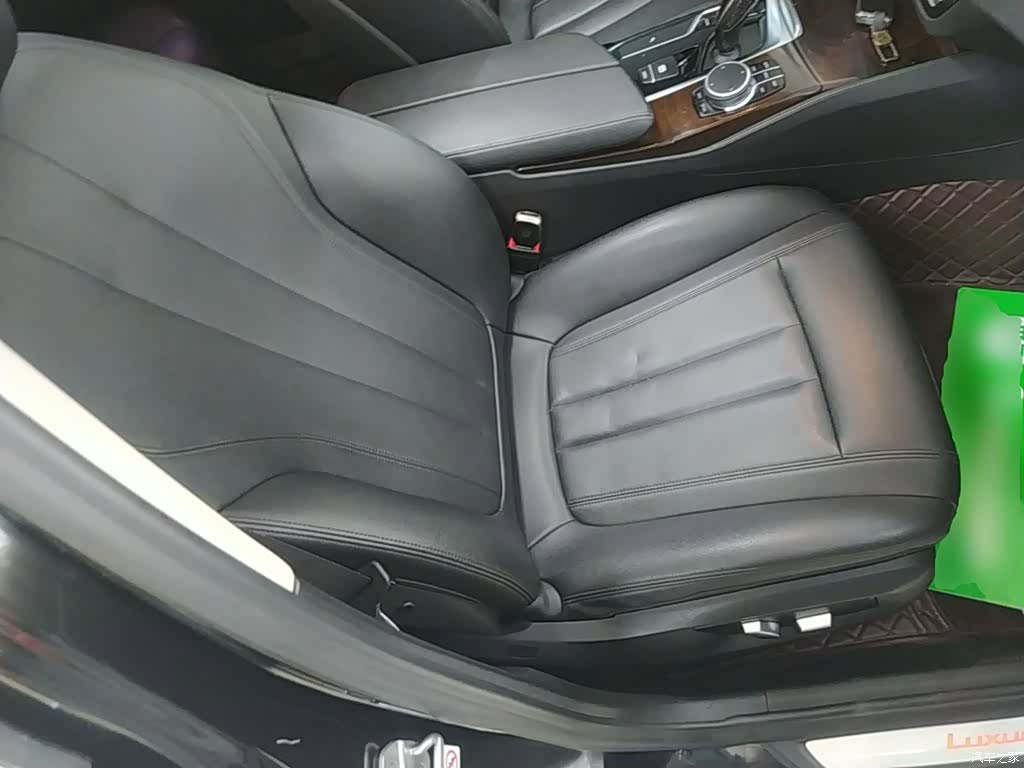 BMW 5 Series, 2018 25