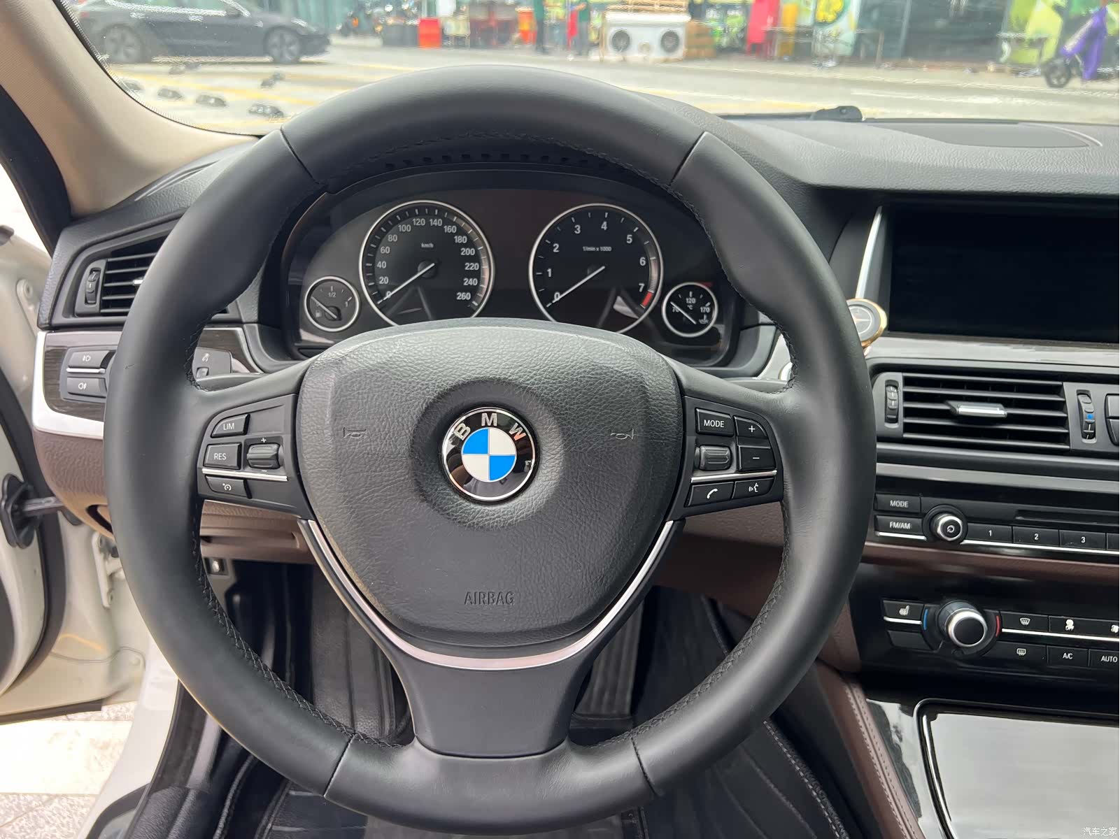 BMW 5 Series, 2015 20
