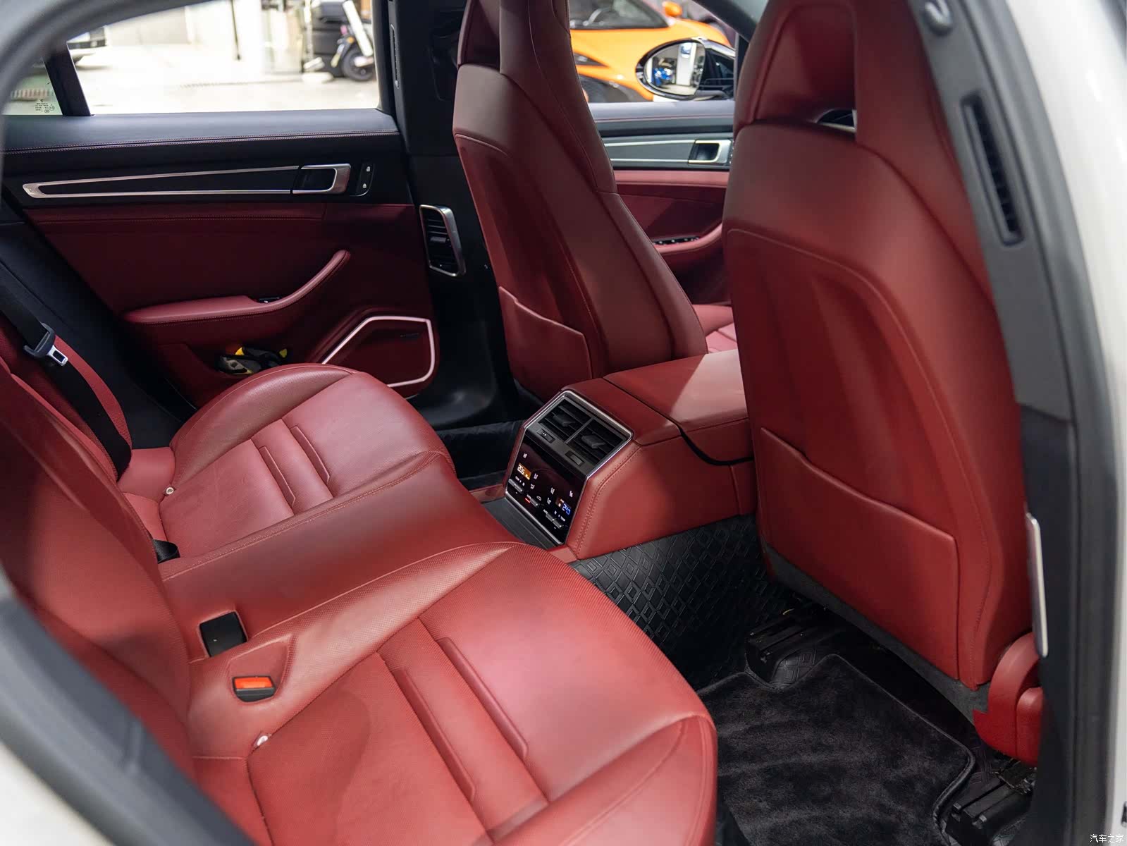 Porsche Panamera, 2023 22