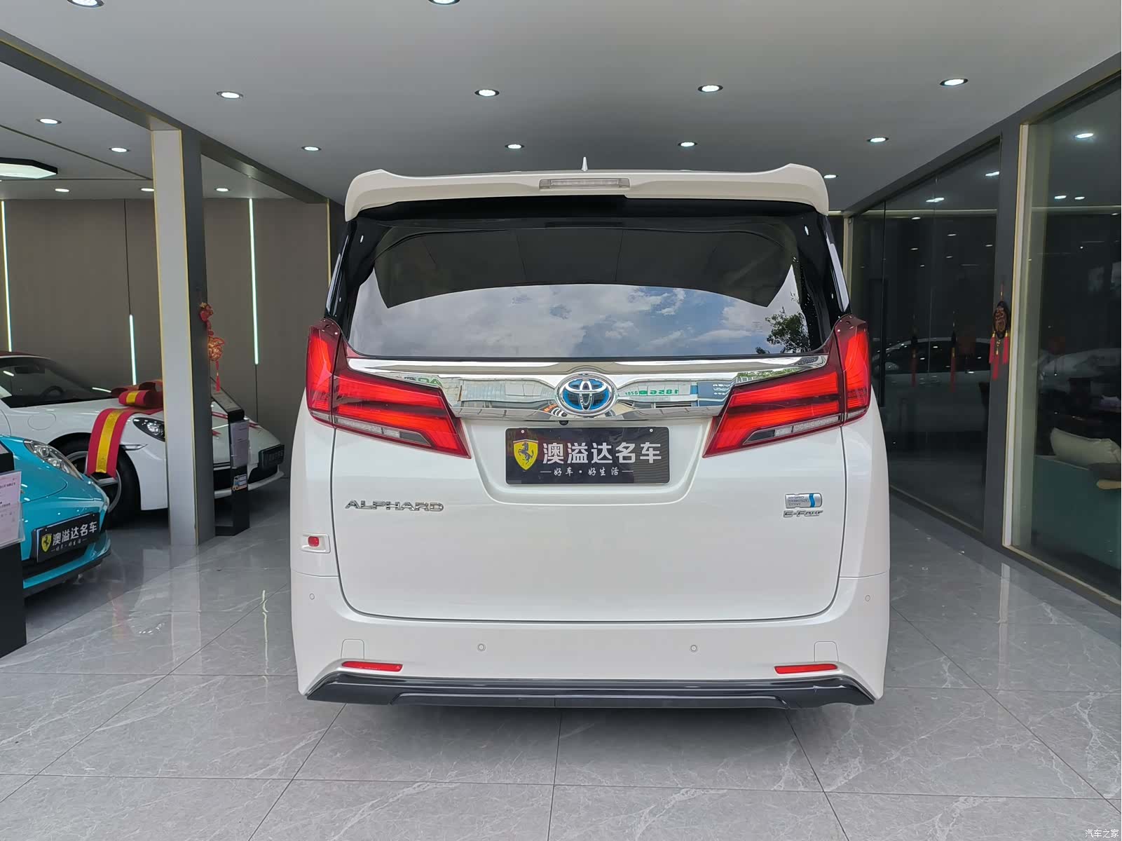 Toyota Alphard, 2021 20