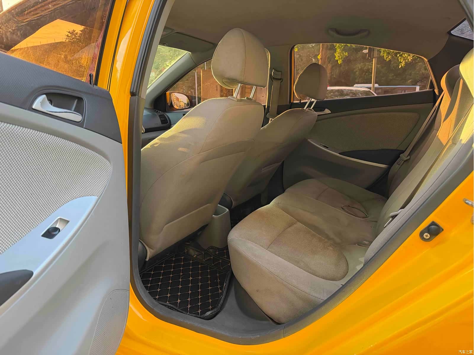 Hyundai GL, 2013 7