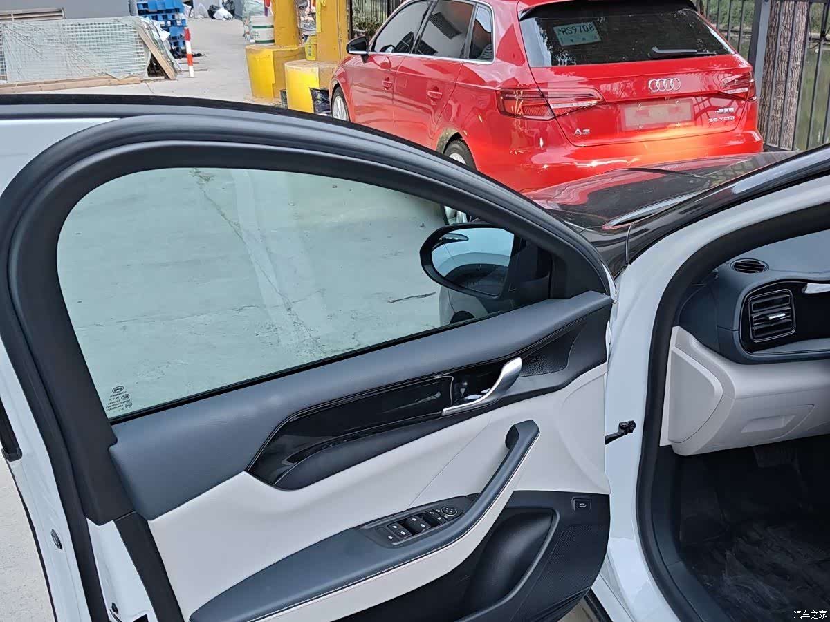 BYD Qin, 2022 8