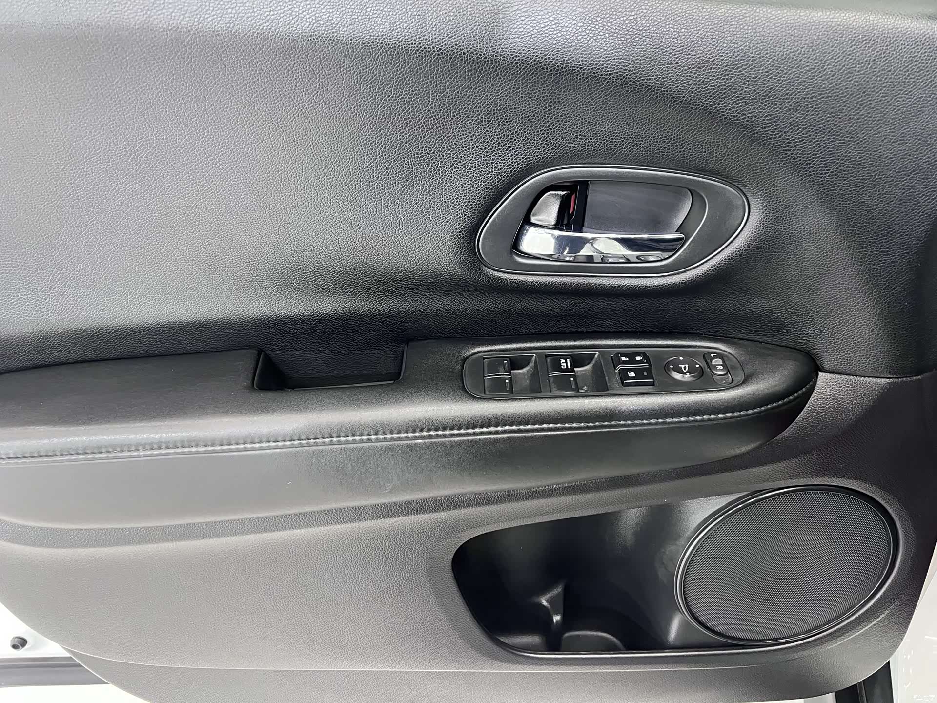 Honda Vezel, 2022 8