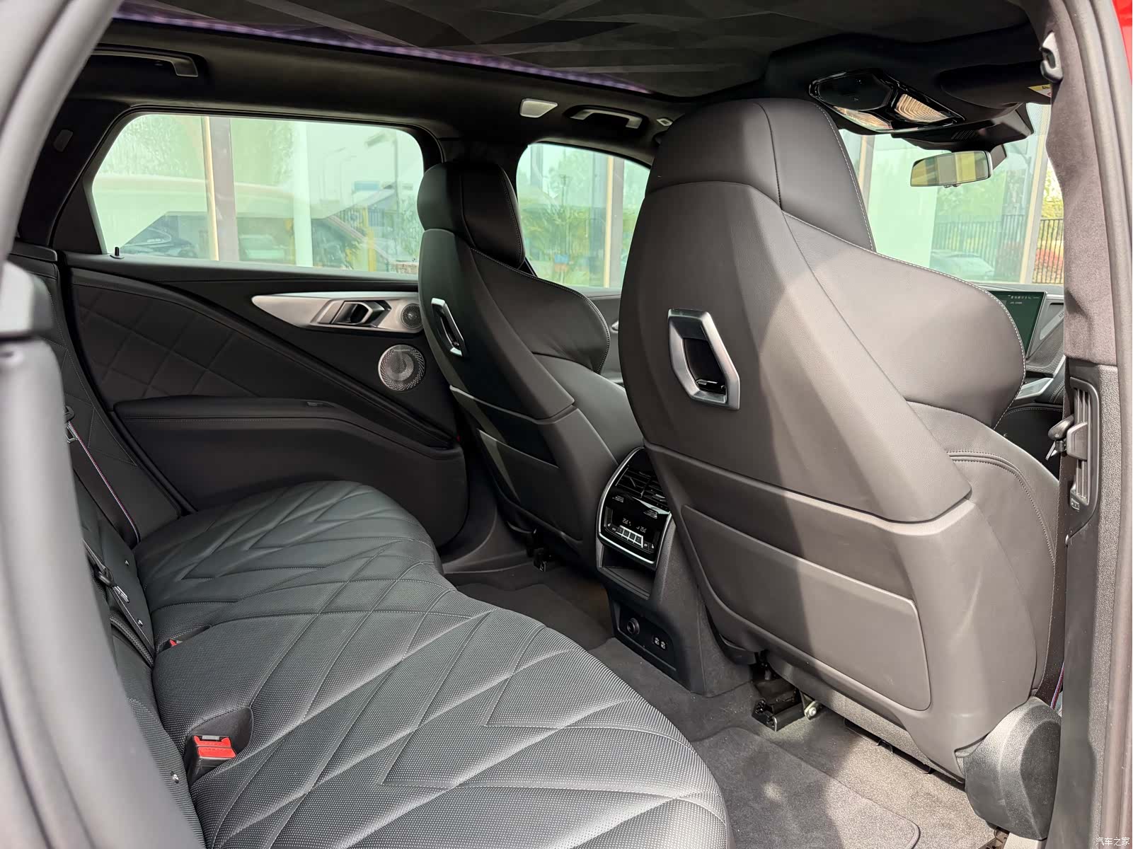 BMW XM, 2024 28