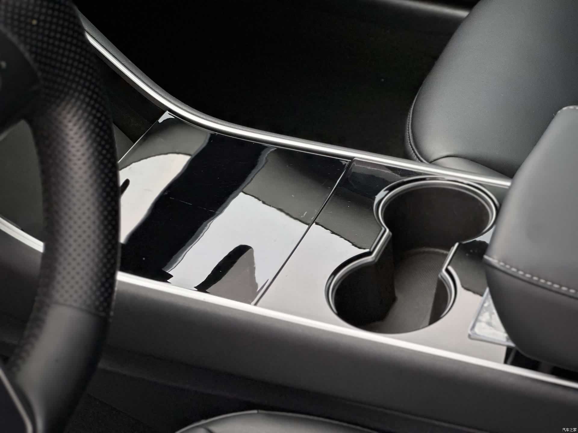 Tesla Model 3, 2020 7