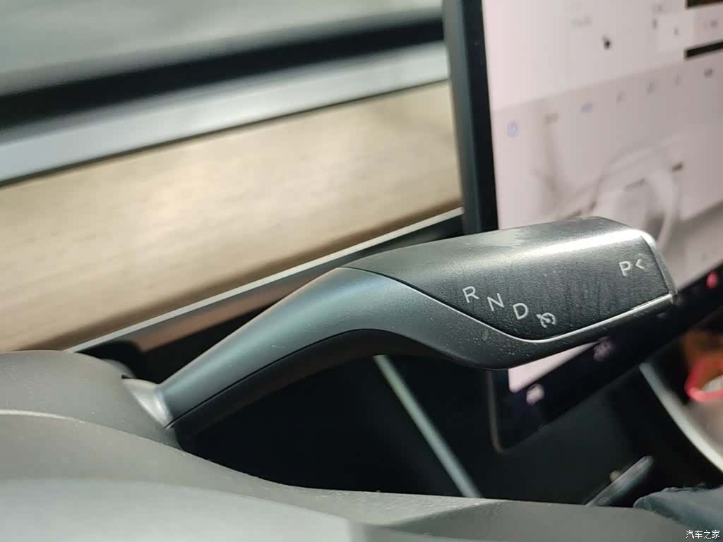 Tesla Model 3, 2019 14