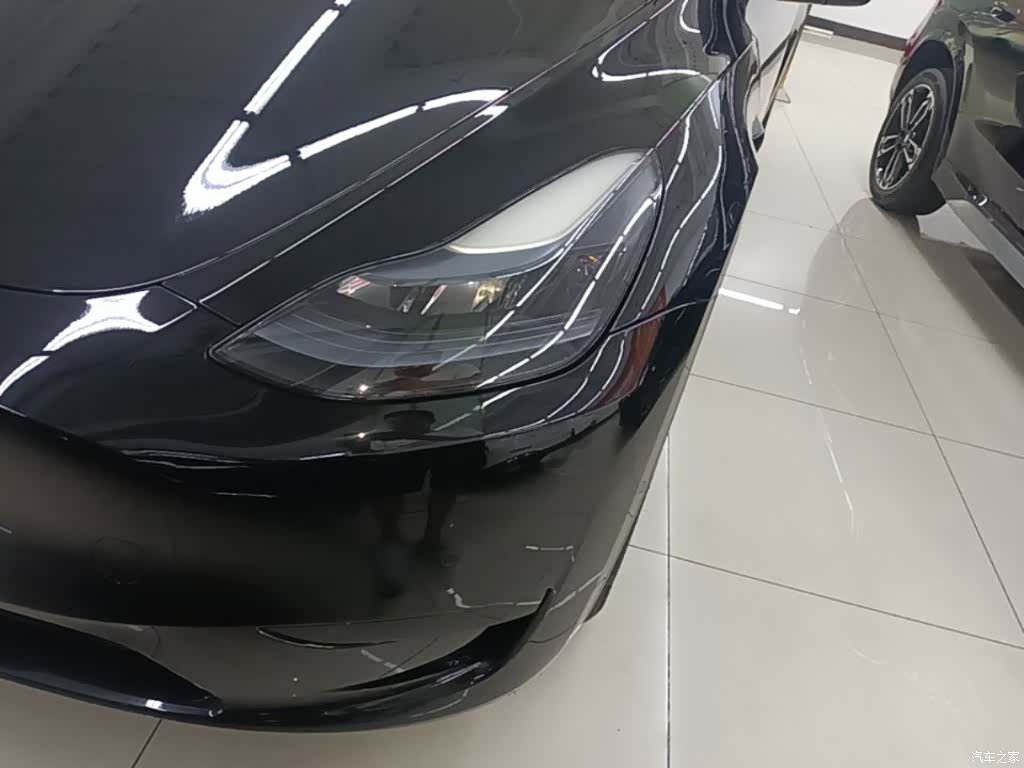 Tesla Model Y, 2023 24