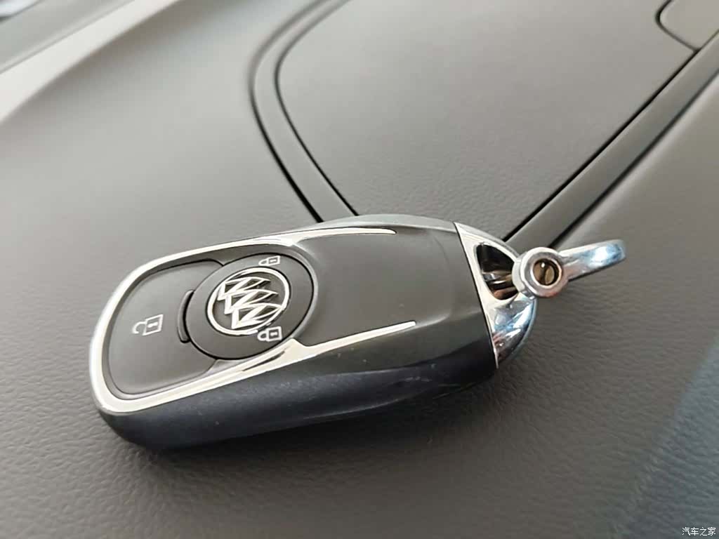 Buick GL6, 2020 9