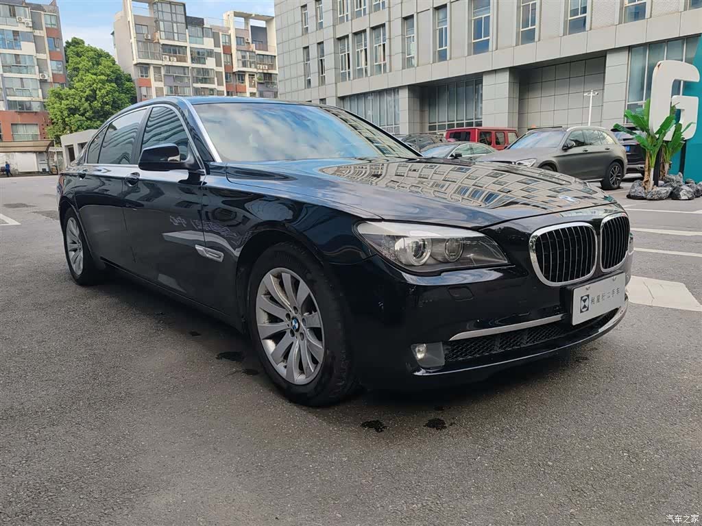 BMW 7 Series, 2011 2