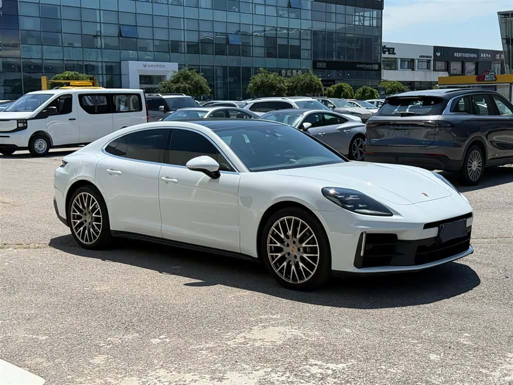 Porsche Panamera, 2024 8