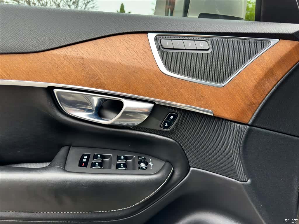Volvo XC90, 2018 20