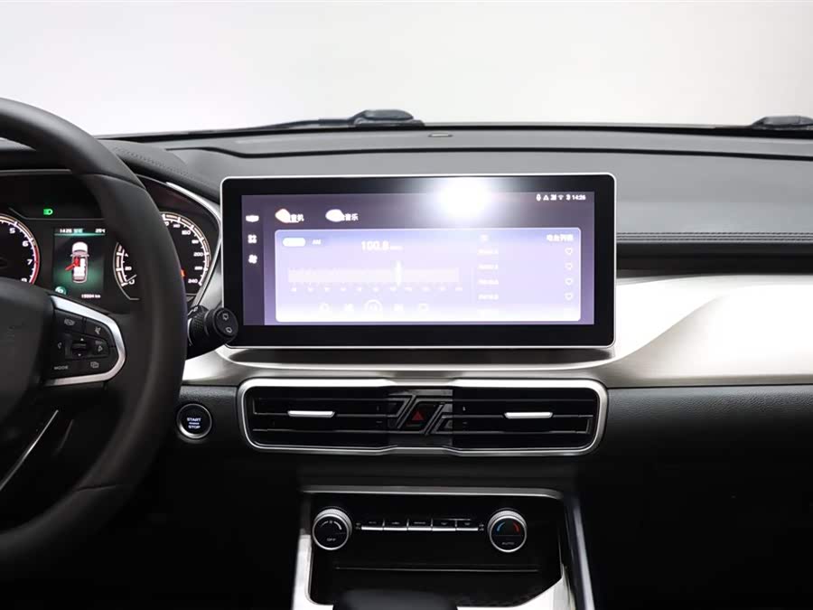 Geely Binyue 2024, фото 13