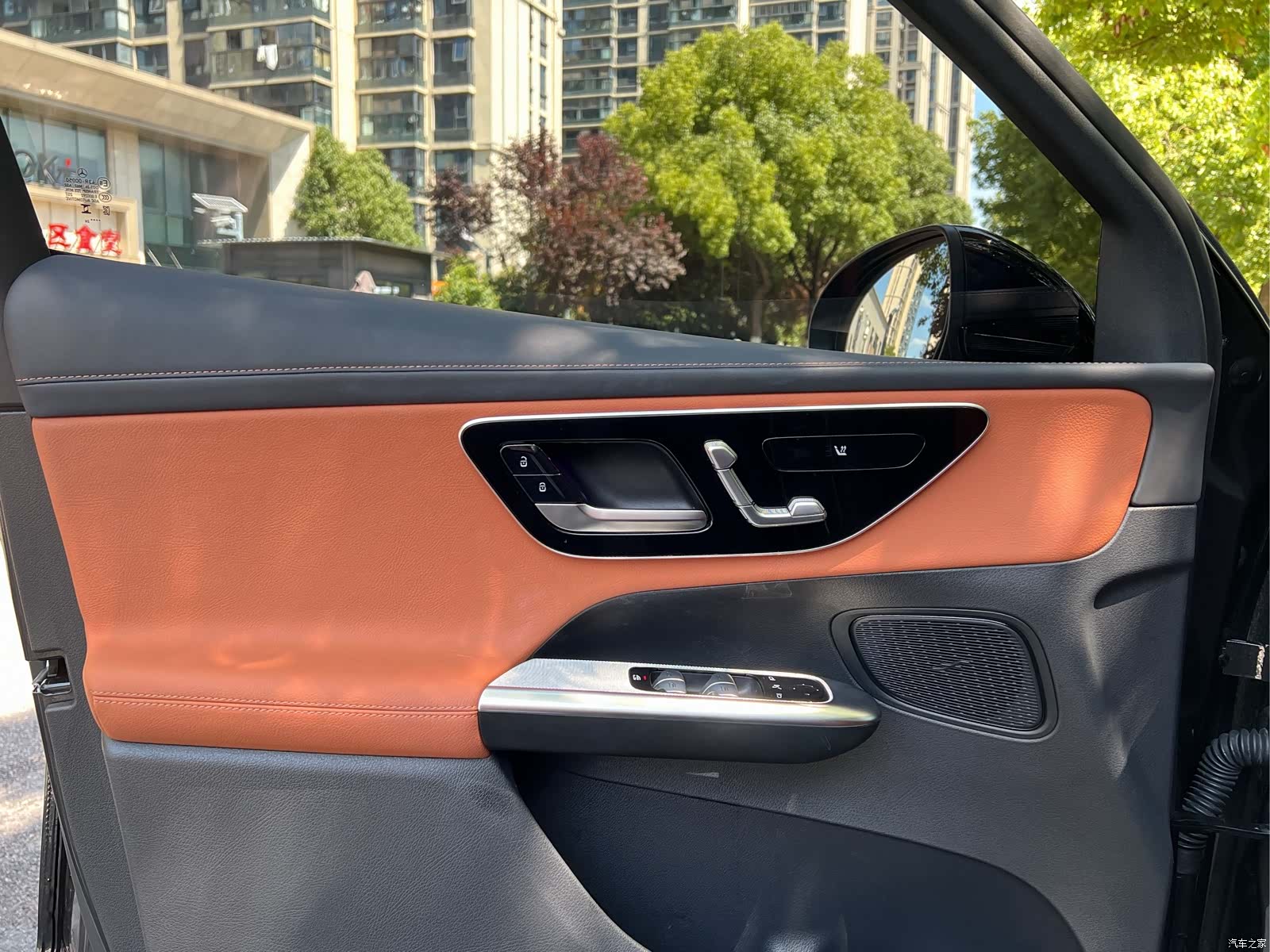 Mercedes-Benz GLC, 2025 14