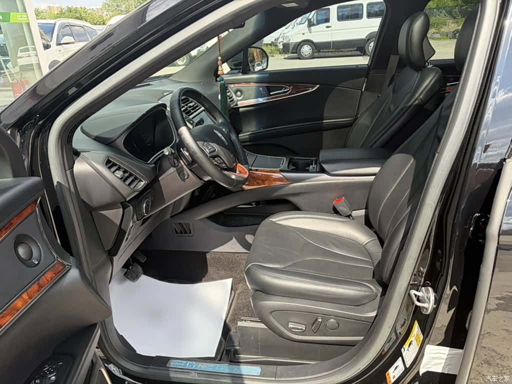 Lincoln MKX, 2018 14