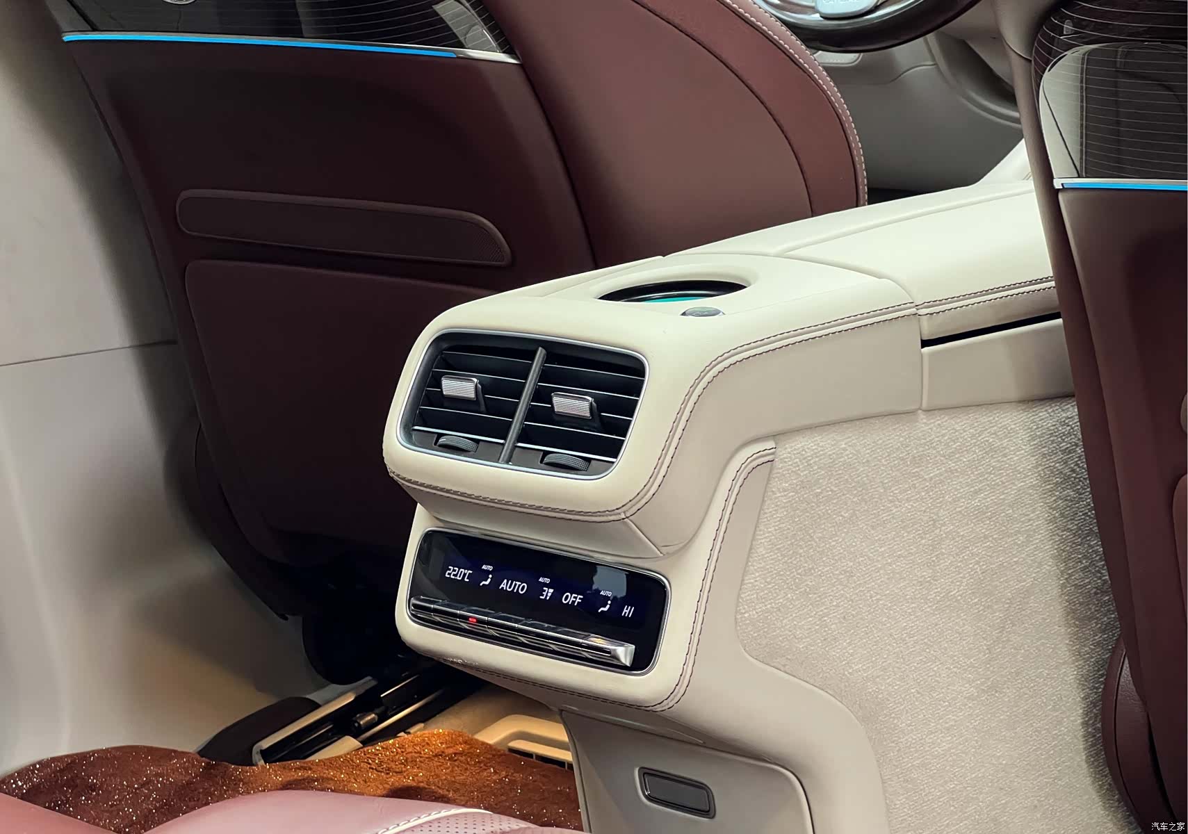 Maybach GLS, 2021 19