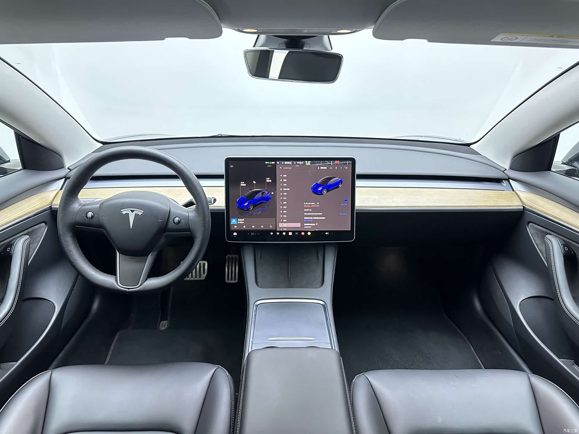 Tesla Model 3, 2022 13
