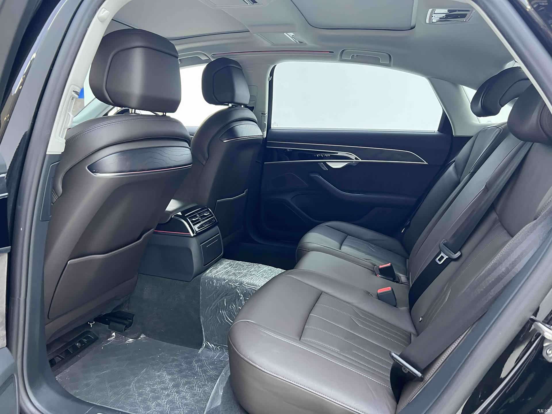 Audi A8L, 2020 16