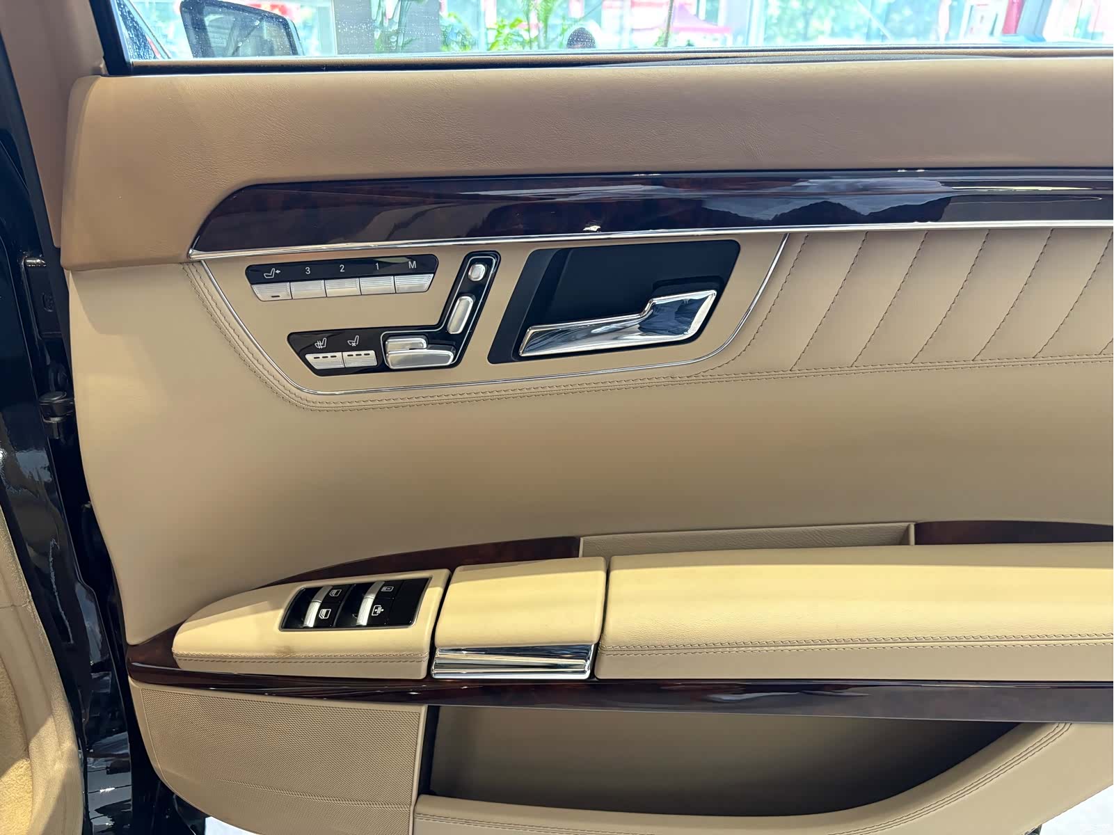 Mercedes-Benz S-Class, 2012 34