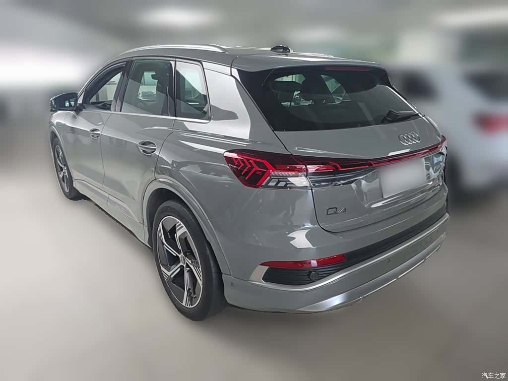 Audi Q4 e-tron, 2023 9