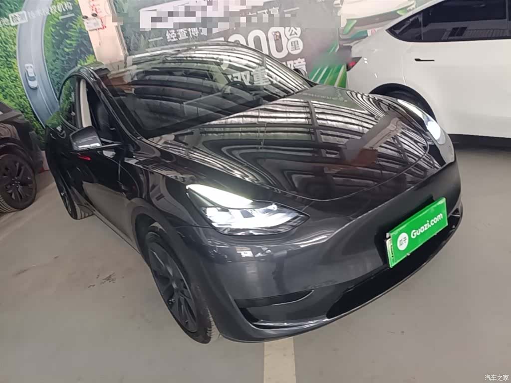 Tesla Model Y, 2024 4