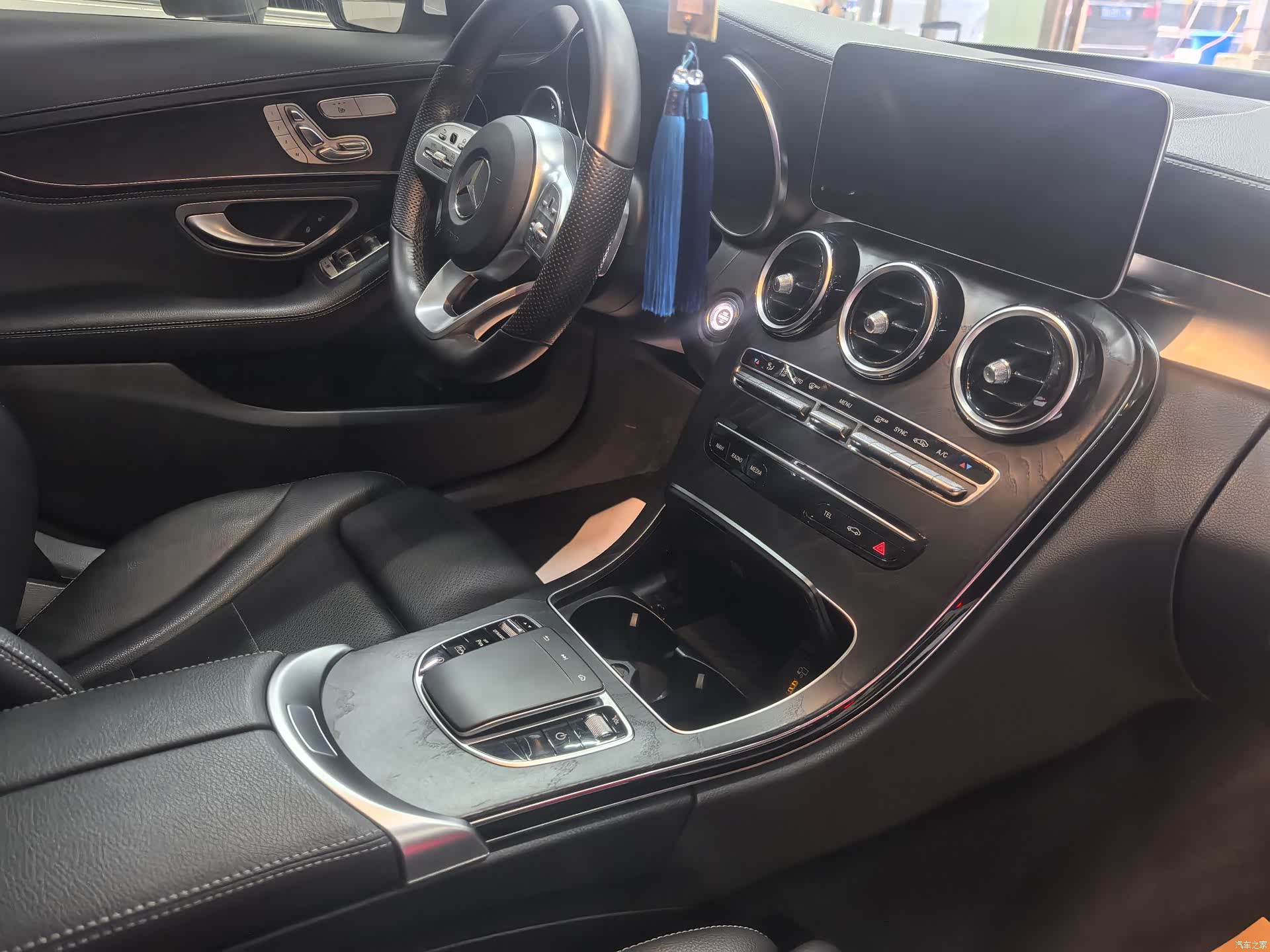 Mercedes-Benz C-Class, 2020 15