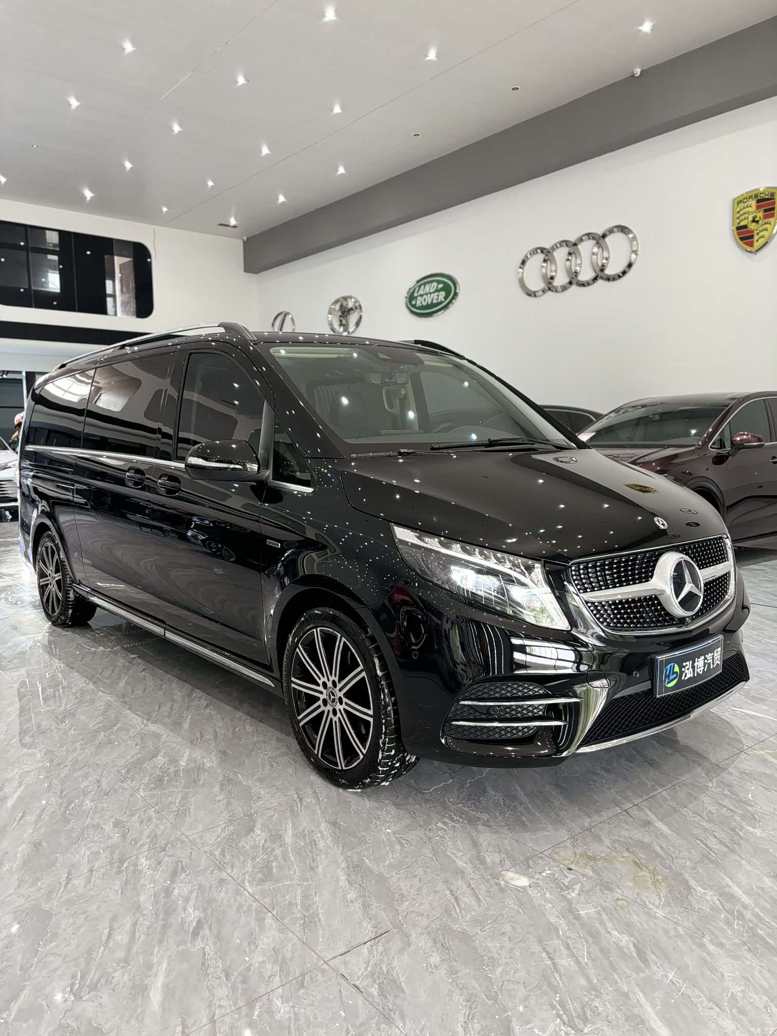 Mercedes-Benz V-Class, 2023 3