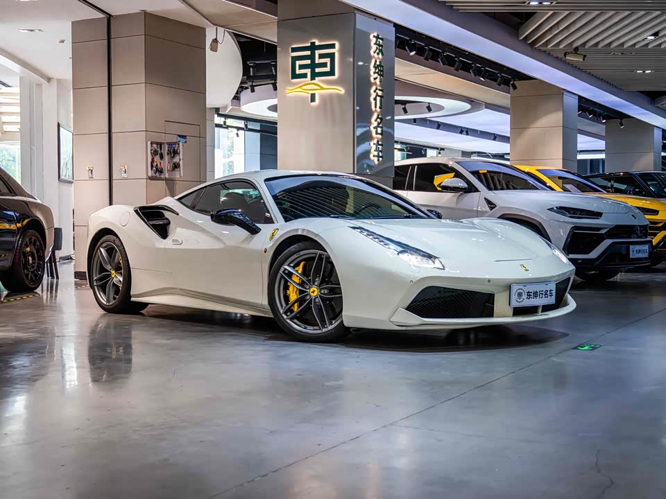 Ferrari 488