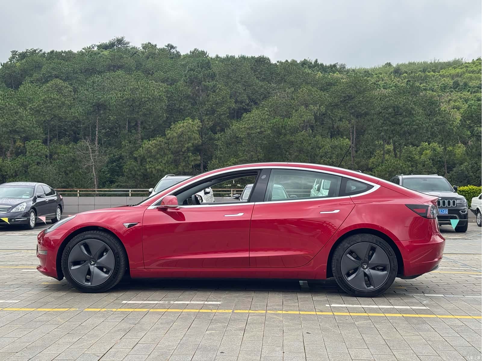 Tesla Model 3, 2020 10