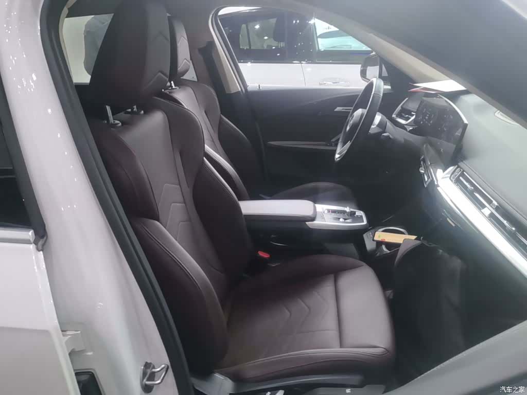 BMW X1, 2023 25