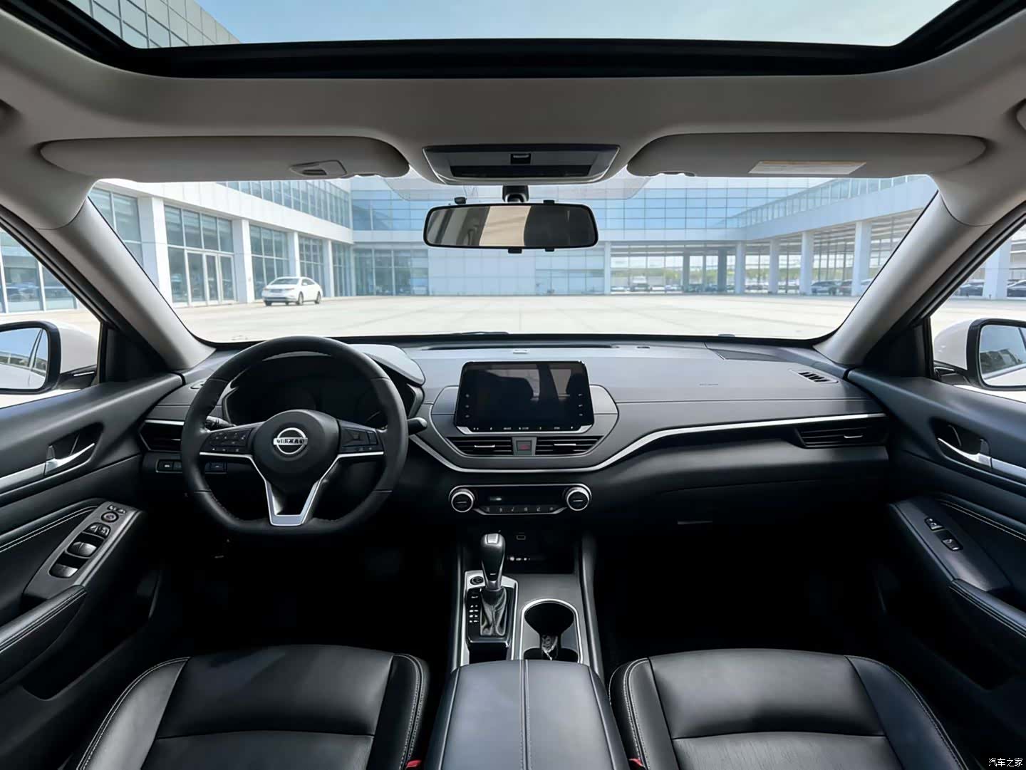 Nissan Teana, 2020 все фото
