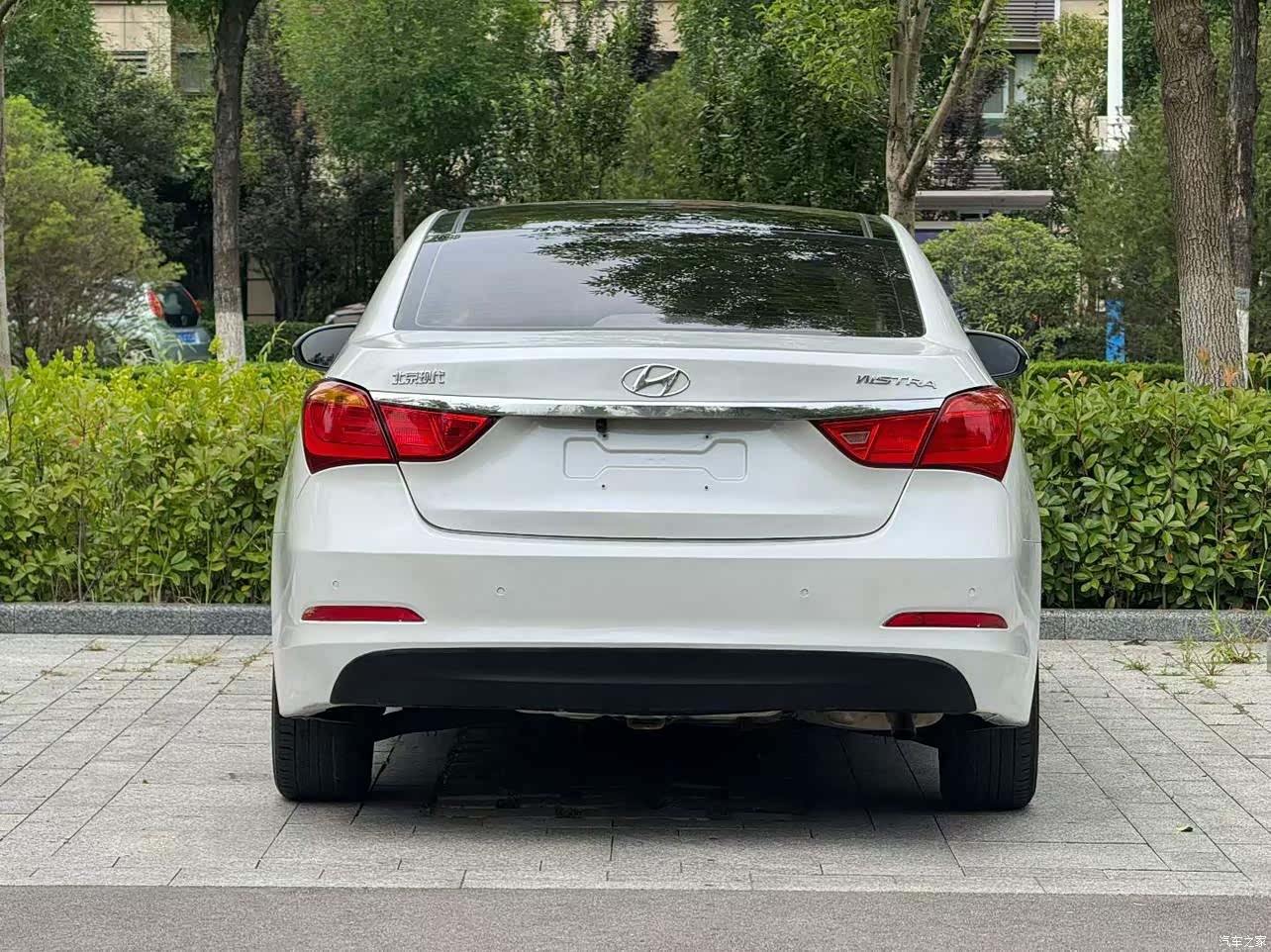 Hyundai GLS, 2015 8