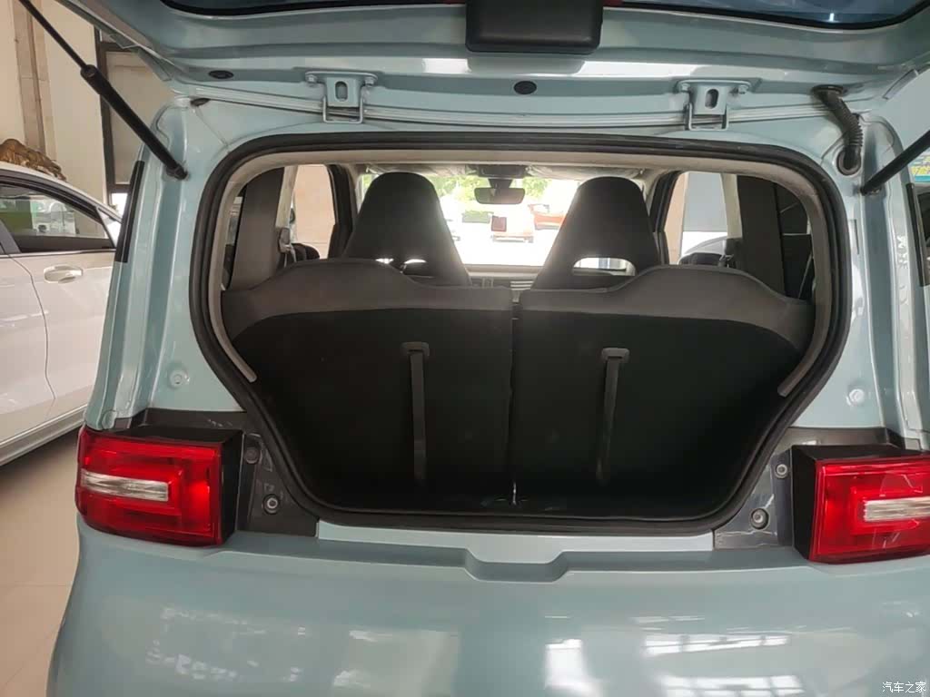 Wuling MINIEV, 2022 19