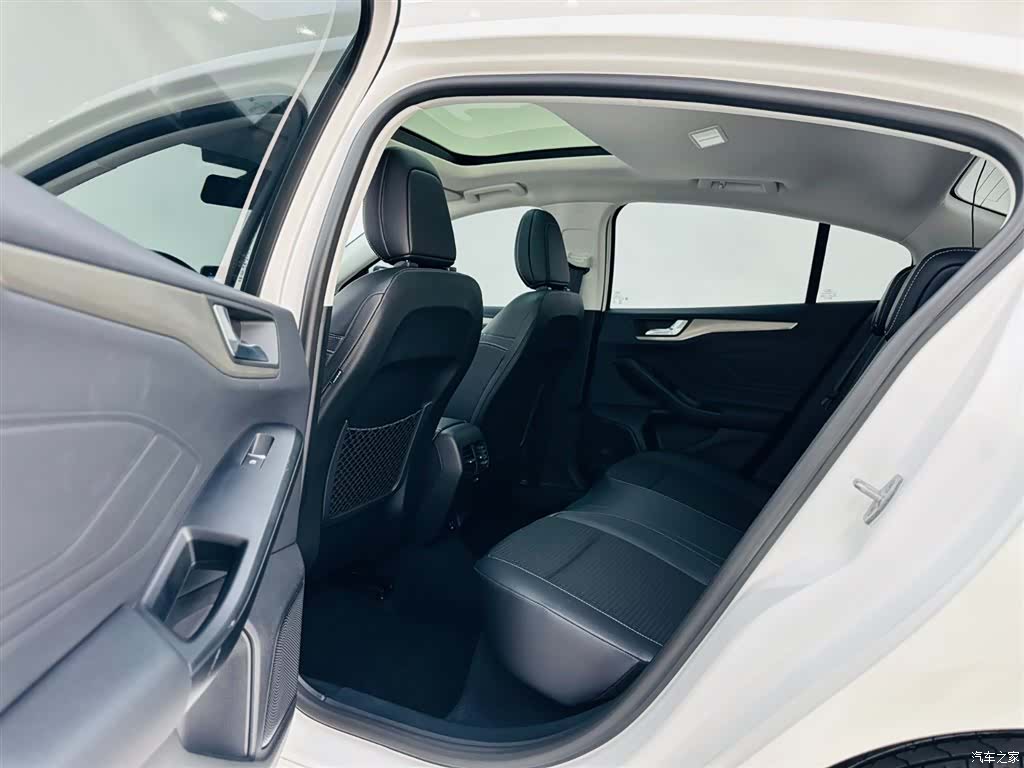 Ford Focus, 2020 14