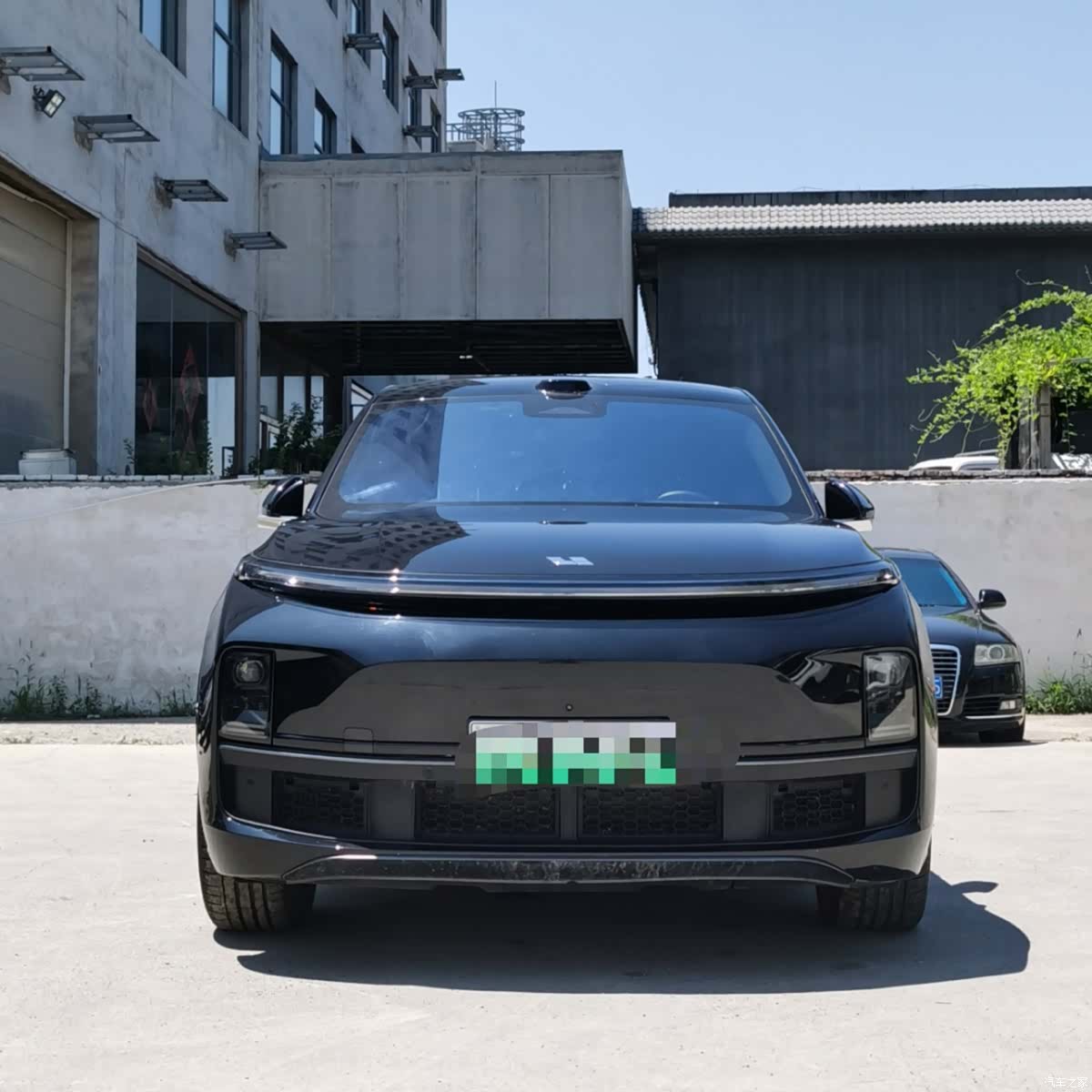 Li Auto L8, 2025 1