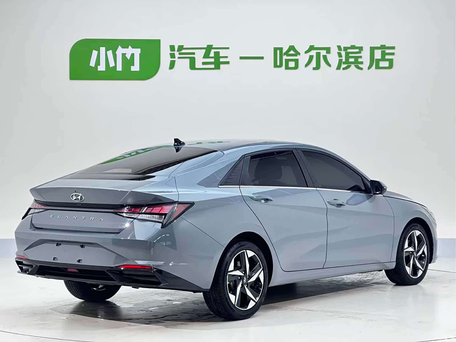 Hyundai Elantra, 2023 4