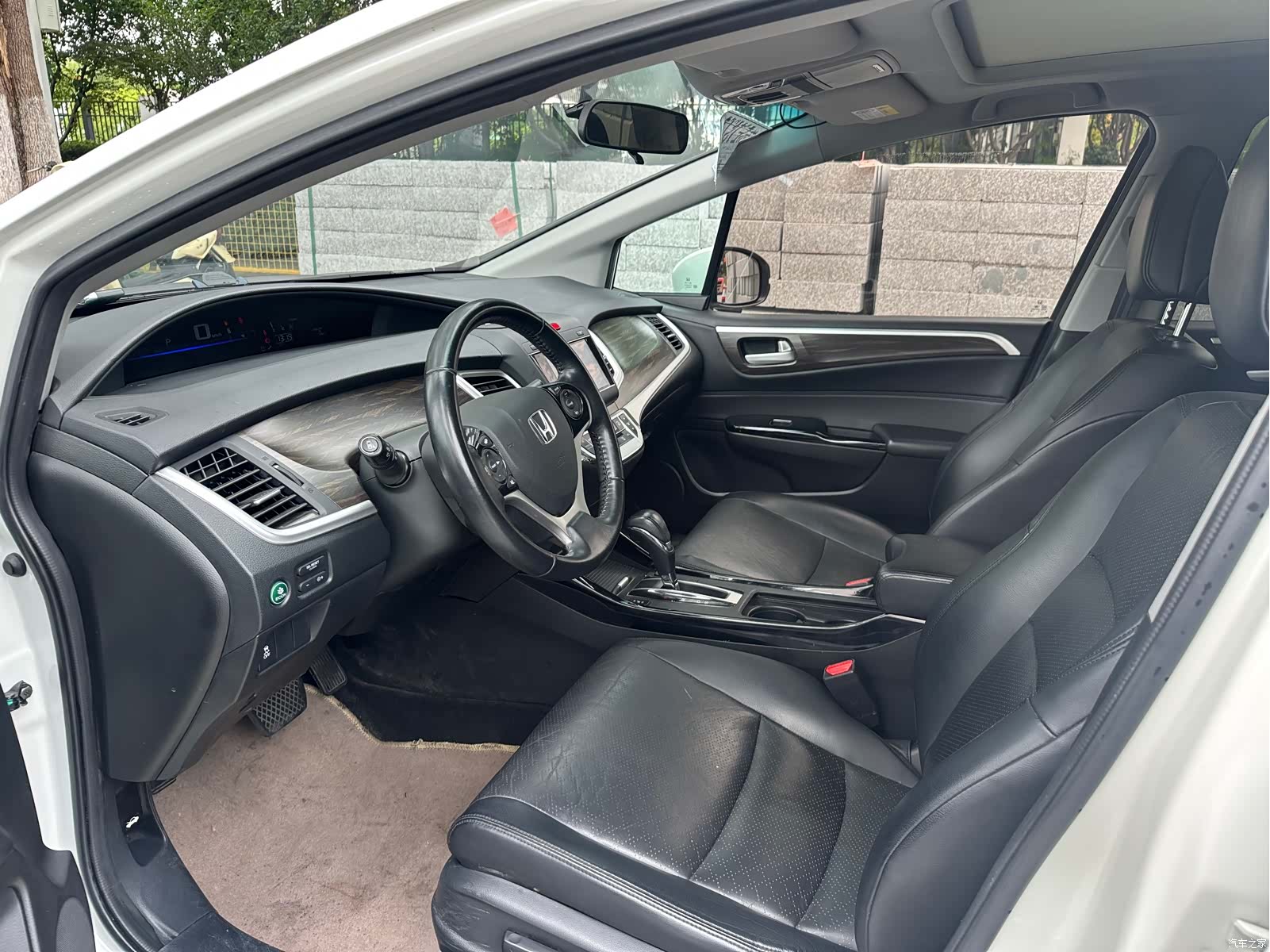 Honda Jade, 2017 8