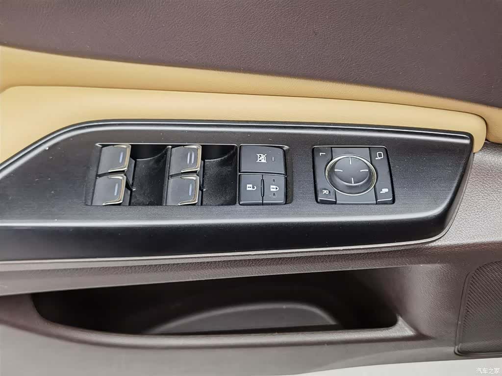 Lexus ES, 2021 9