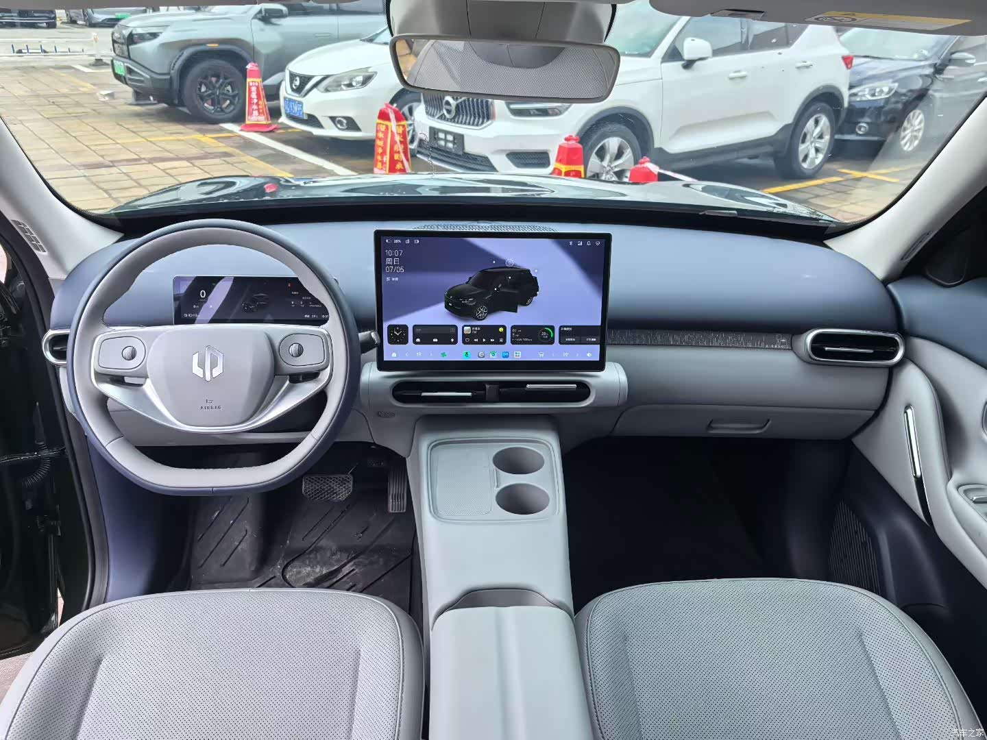 Leapmotor A10, 2026 все фото