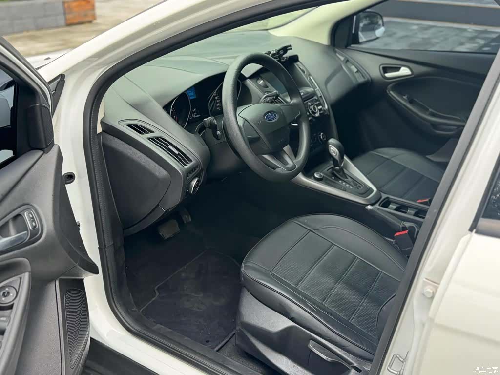 Ford Focus, 2019 7