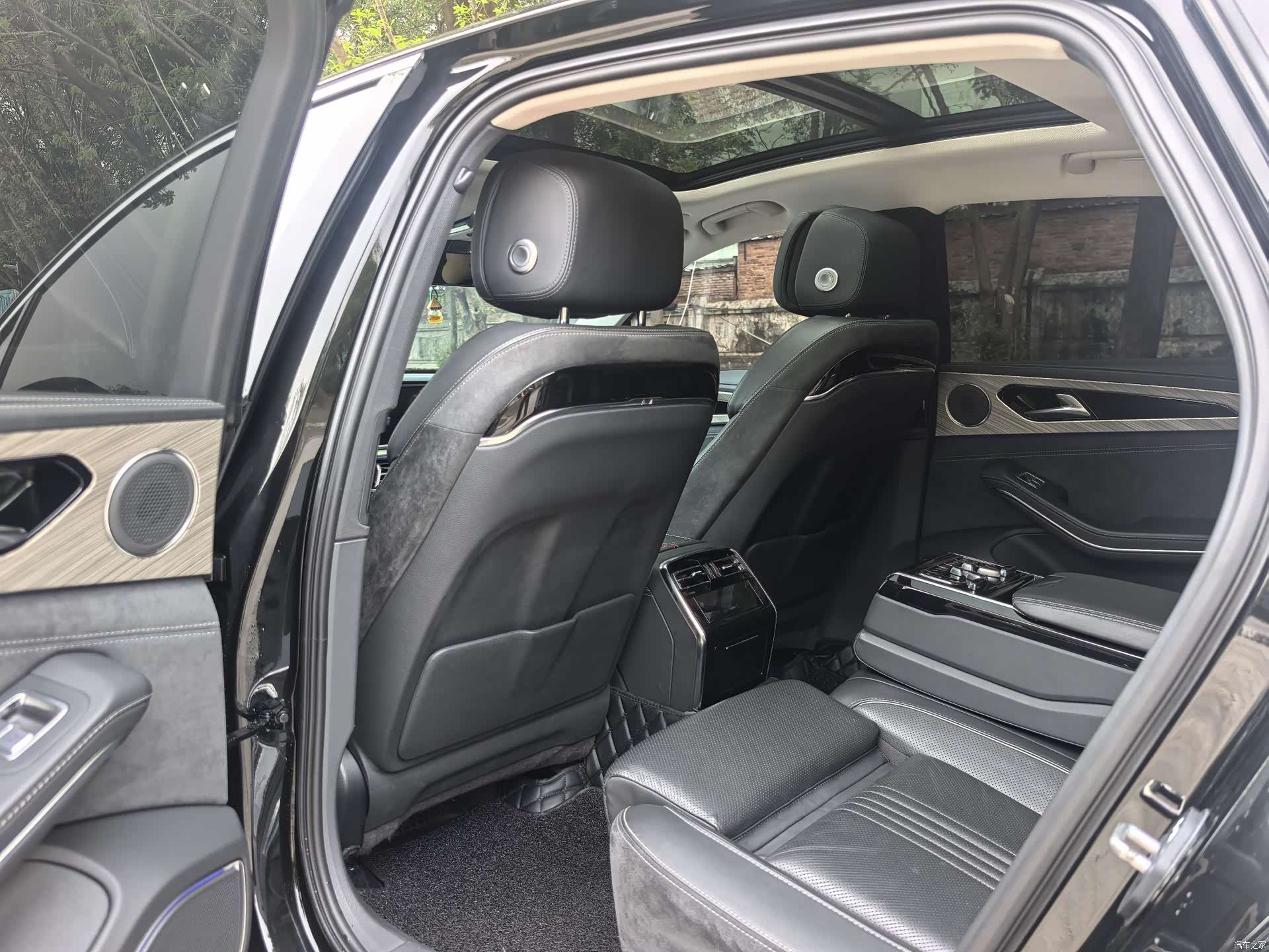 Hongqi H9, 2021 9