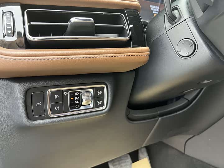Lincoln Aviator, 2022 года фото 11