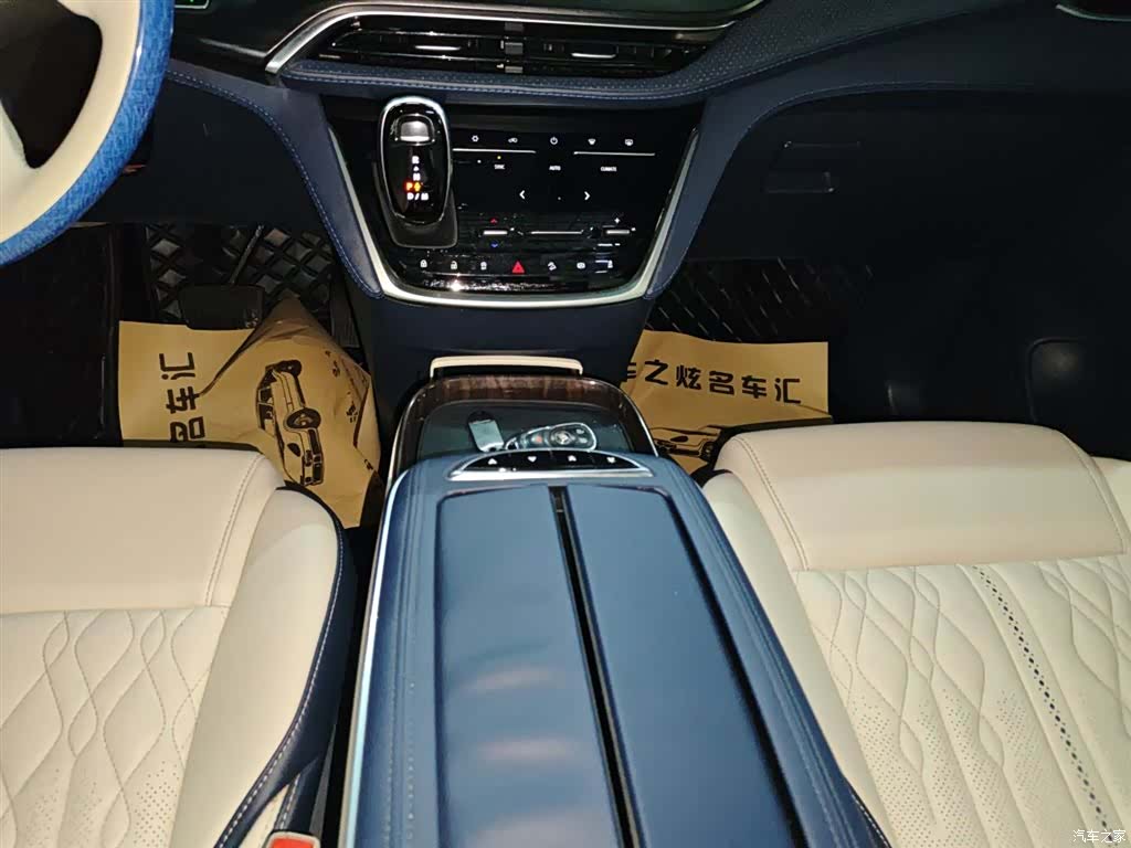 Buick GL8, 2020 10