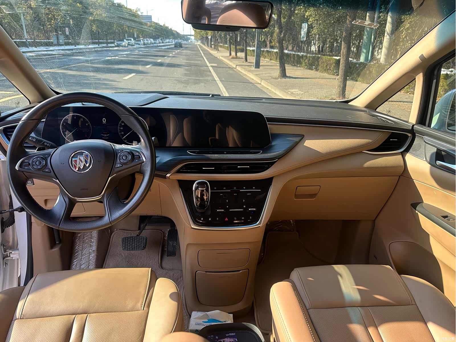 Buick GL8, 2022 9