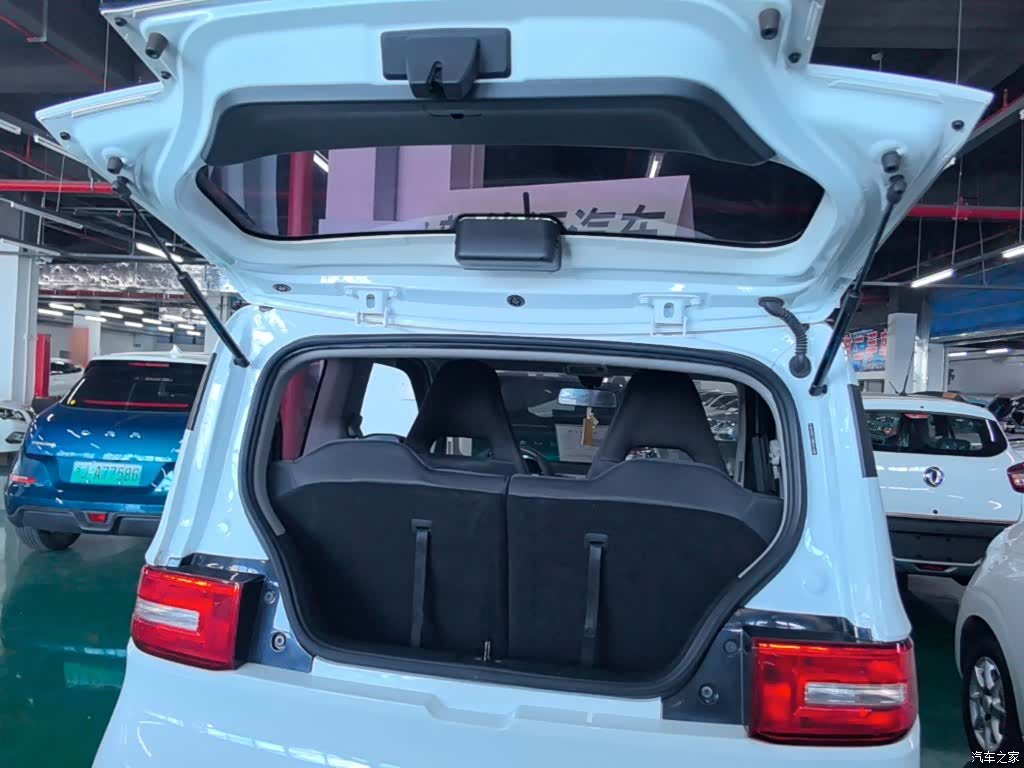 Wuling MINIEV, 2021 19