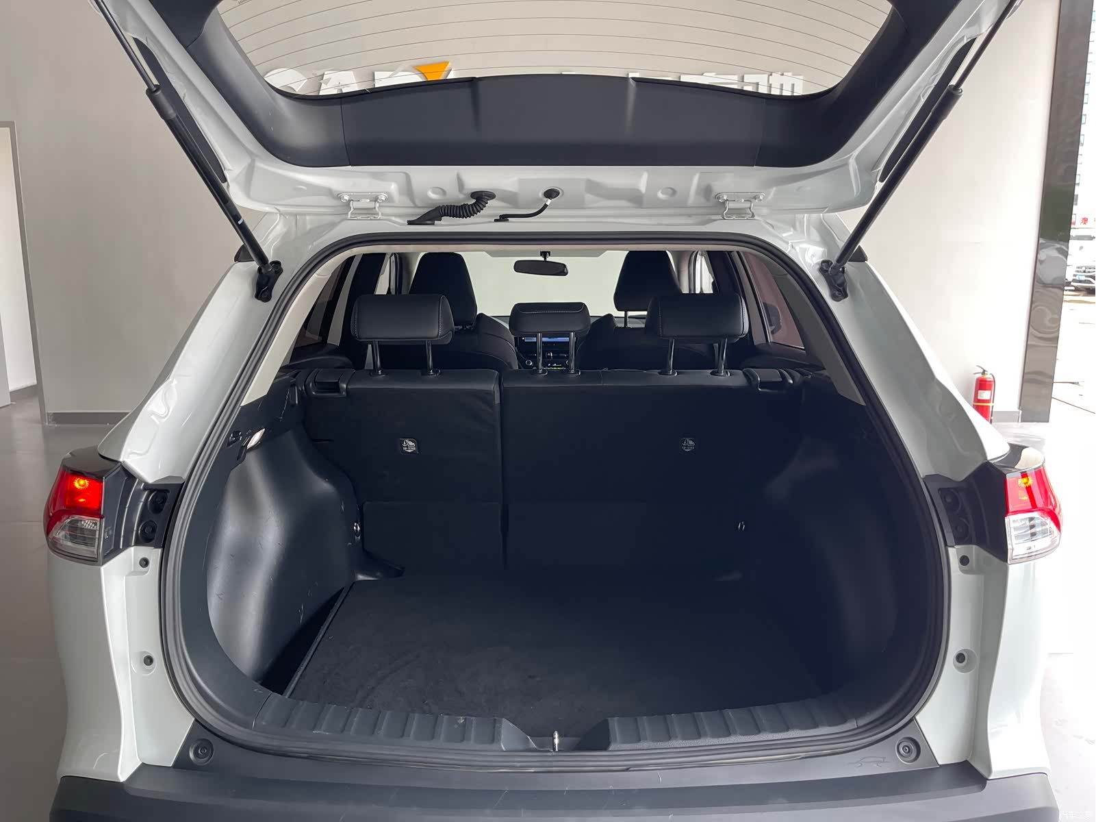 Toyota Frontlander, 2025 16