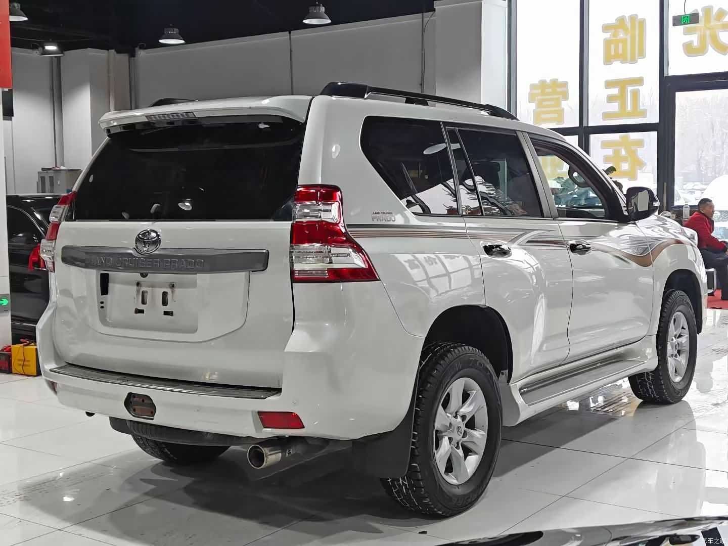 Toyota Prado, 2017 9